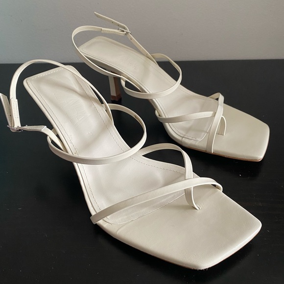 Zara Shoes - Strappy mid-heeled leather sandal